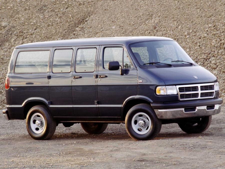  Dodge Ram Wagon 1994 года  (фото 1 из 4)